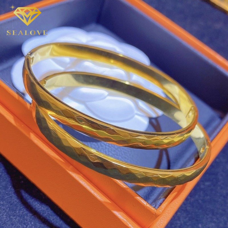 Gelang Tangan Titanium Wanita Anti Karat - Perhiasan Bangle Perempuan - Gelang Idaman semua Wanita - Bisa COD