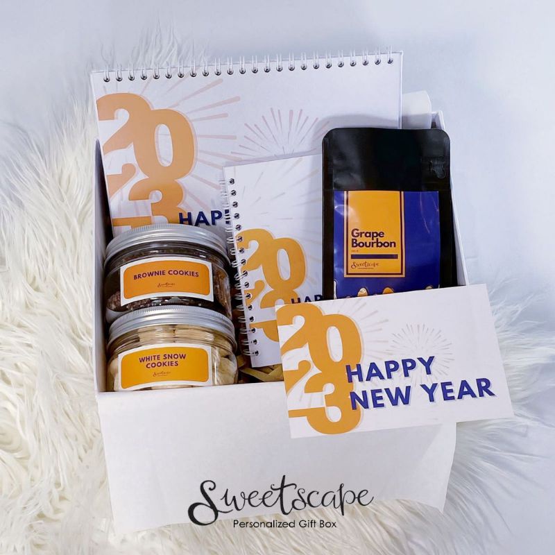 

New Year Package E - Parcel Tahun Baru 2023 - New Year Parcel 2023