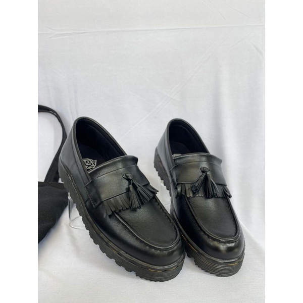 Sepatu Dockmart Wanita Sepatu Trend Terbaru Sepatu Slip on Sepatu Model Terbaru