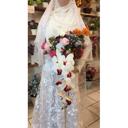 Hand Buket bunga juntai anggrek cascade orchid pernikahan lamaran wedding handbouquet mewah viral fenomenal