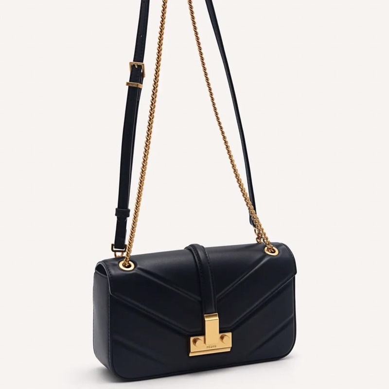 Pdr studio francoise shoulder