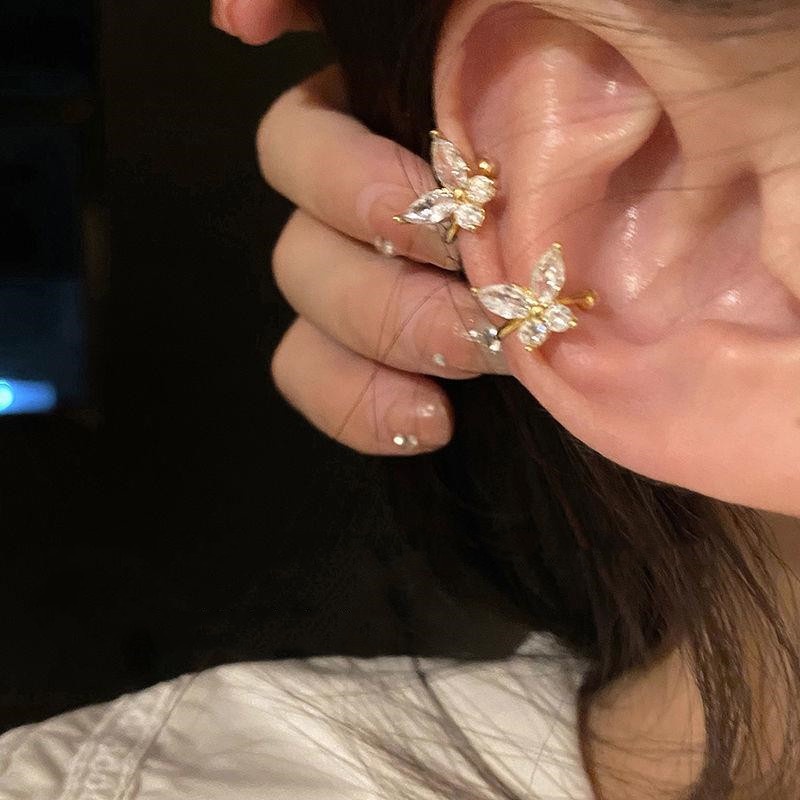 Korean Butterfly Ear Clip Wanita Model Baru Di Tahun2022