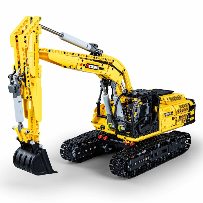 Double E CaDA Bricks Fully Functional Excavator C61082W Perfect Gift For Children