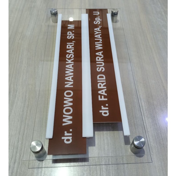 

PAPAN AKRILIK SLIDING/NAME TAG SLIDING SIAP KIRIM