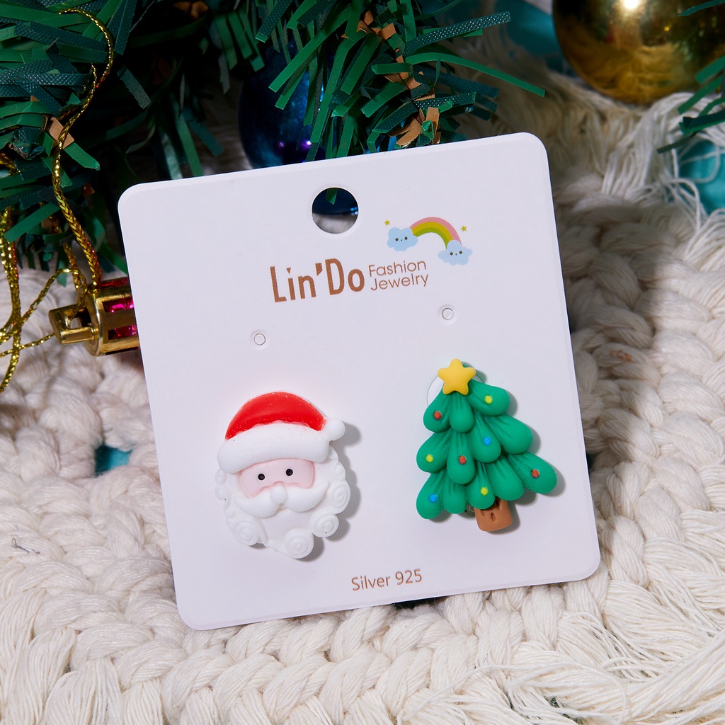 Anting Tusuk Asimetris Bentuk Santa Claus / Pohon Natal Untuk Wanita