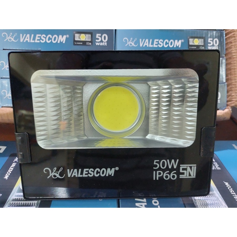 Barangunik2021 -Lampu Sorot AC 50 Watt Tembak IP66 Valescom LED Flood Light Cool Putih dan warm white