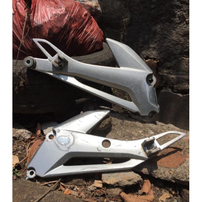 Postep Footstep Belakang Honda Megapro Mono Original Bekas Copotan Motor Second 2nd