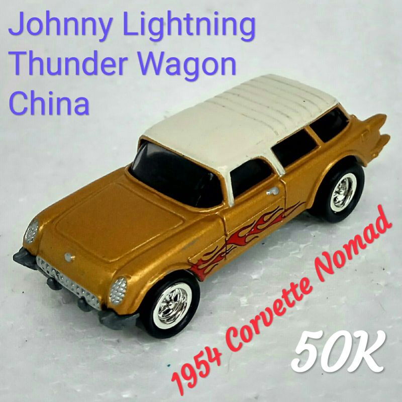 Johnny Lightning Thunder Wagon 1954 Corvette Nomad