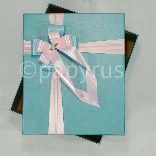 

Papyrus 25x30 tinggi 5cm Kotak Kado Gift Box Hadiah