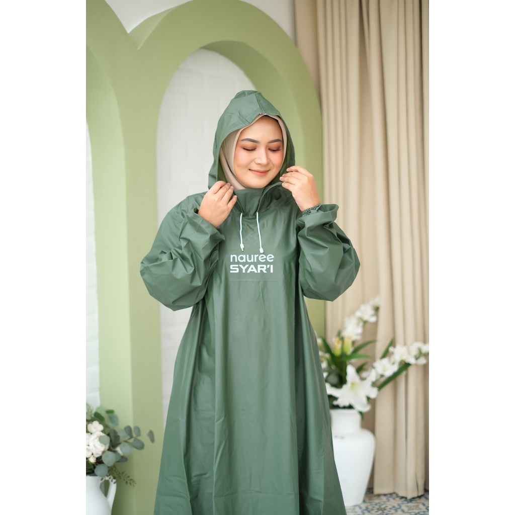 Nauree - Jas Hujan Noren Muslimah dewasa | Gamis anti rembes | Wanita Shar'i / Syari | hijaber aman dengan bahan pvc 025 yg fleksible serta waterproof Full Seal hot press disetiap sambungan jahitan | bisa COD mudah dibawa simpel saat berkendara aman