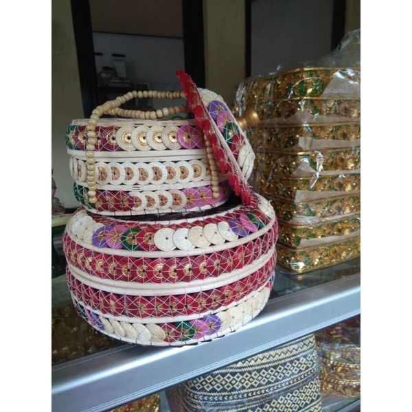 Keben dan tas jinjing batok kelapa