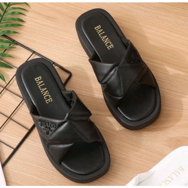 Sandal Jelly Wanita Import PRIDE Sandal Slop Karet Tebal 3 Cm Tali Silang