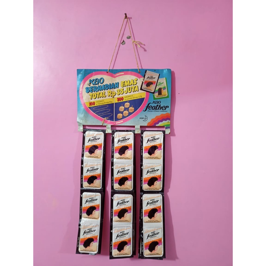 Jual PAJANGAN CAFE KOLEKSI JADUL SHAMPOO KAO FEATHER Shopee Indonesia