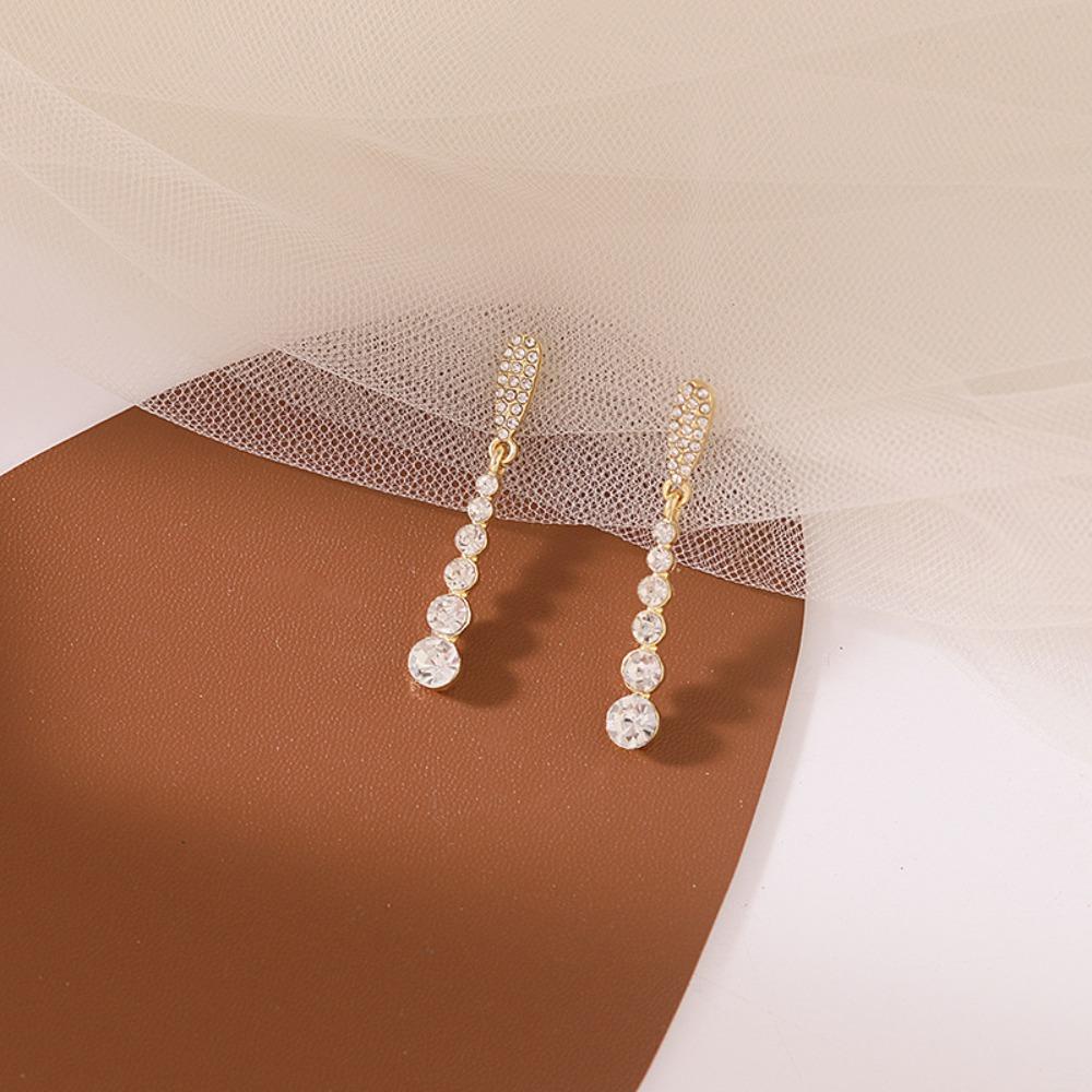 Mxbeauty Anting Wanita Zirkon Perancis Elegan Rumbai Manik-Manik Manis Perhiasan Fashion