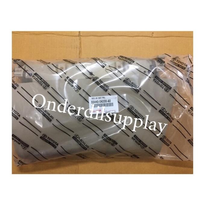 tutup laci atas dashboard innova 55440 0k030