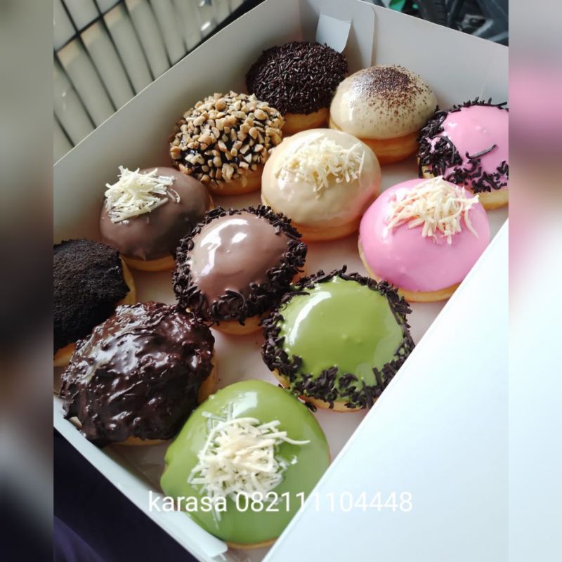 

Donat Susu Empuk isi 12pcs rasa mix