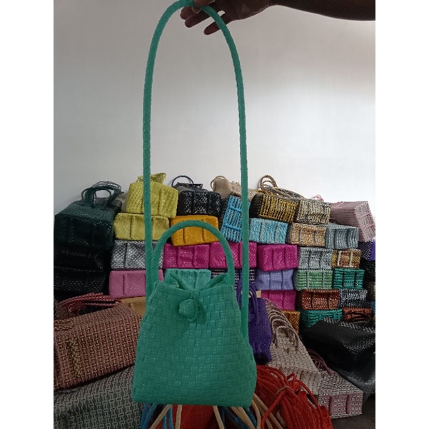 tas anyam jali mini size