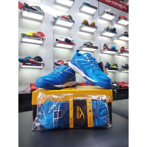 Sepatu Olahraga Badminton hundred HNDRD XOOM