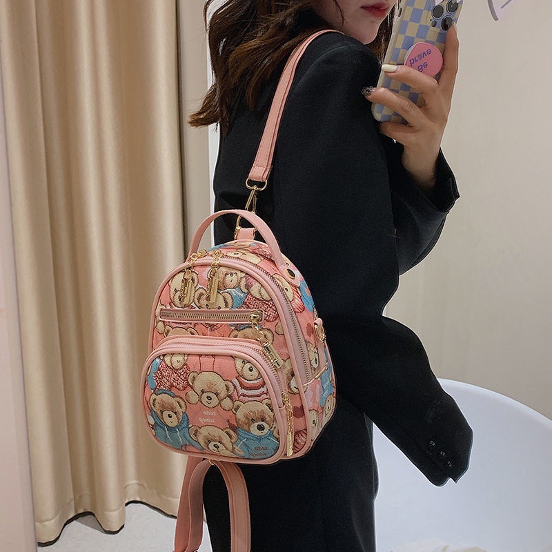 ❉Seraser Cute Bear Pink Ransel Wanita 2022 Baru Fashion Mini Kulit Lembut Tas Ransel Kecil Kasual All-Match Tas Sekolah Kecil