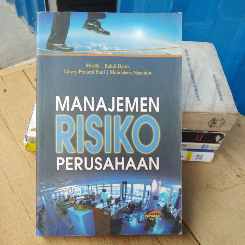 MANAJEMEN RISIKO PERUSAHAAN