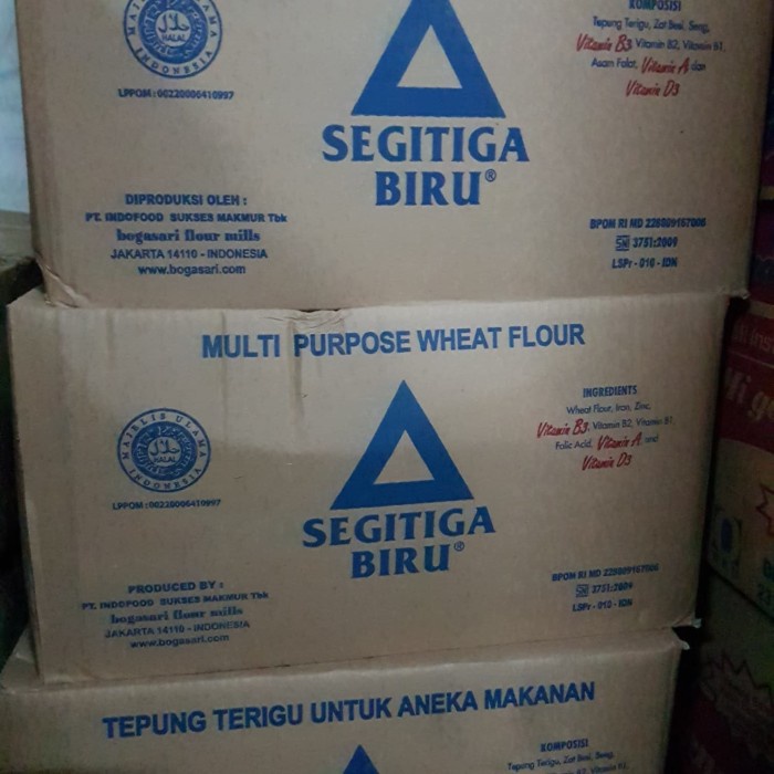 

Tepung Segitiga Biru Premium 1Kg Dus @Isi 12