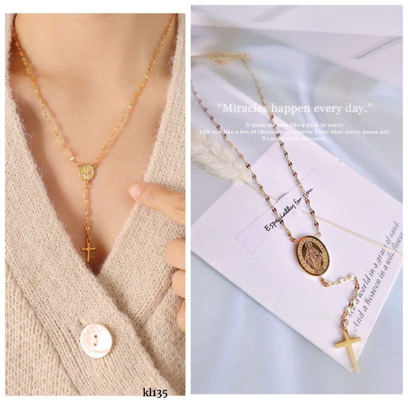 Kalung Versace Salib Titanium Anti Karat Dan Luntur