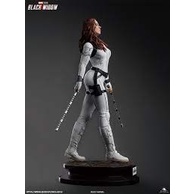 Statue Queen Studios 1/4 Black Widow Snow Suit