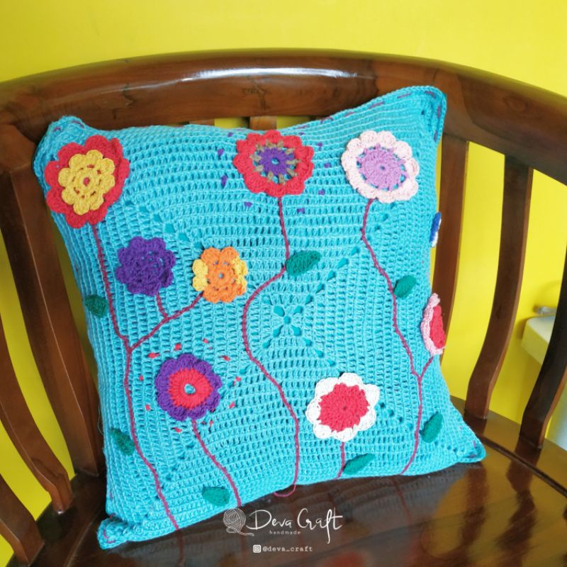 sarung bantal rajut/cushion biru tosca ukuran 40 x40 cm