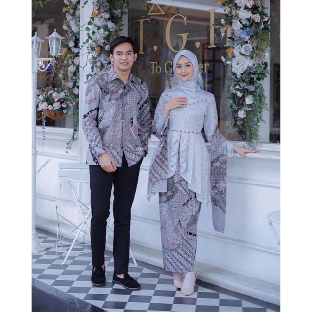 JTR COUPLE SET KEBAYA LAFEEYA SERAGAM BATIK COUPLE COPEL SARIMBIT WARNA ABU MUDA GREY SILVER BRIDESM