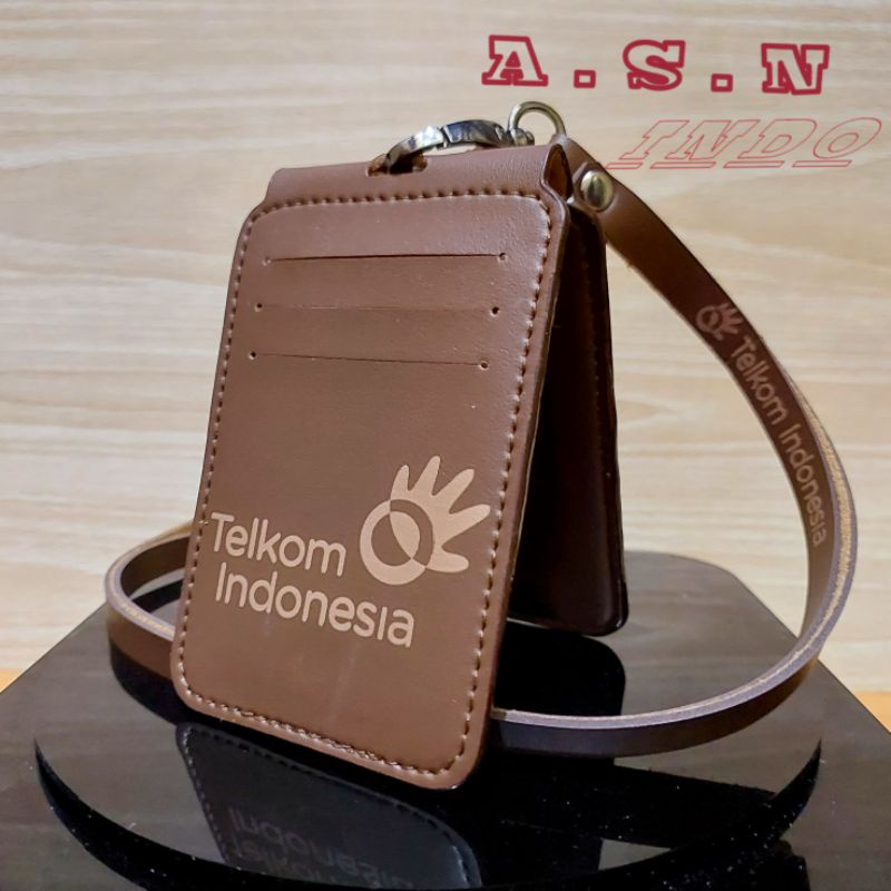 

Id Card Kulit Lipat Magnet TELKOM Id Card Kulit TELKOM INDONESIA Lipat