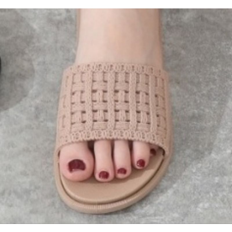 Sandal Slide Wanita Selop Jaring HERTI Import Balance 956