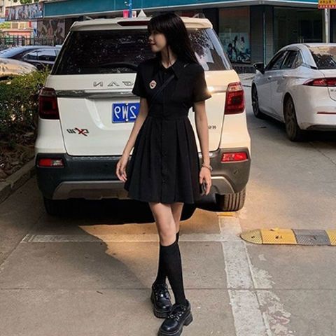 Hot girl polo skirt dress perempuan 2022 musim semi dan musim gugur baru peri Perancis rok rok in super peri mahasiswa departemen Mori
