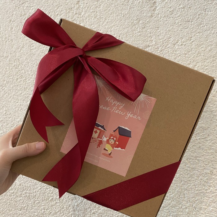 

NEW 2022 HAMPERS CNY EDITION - 30PCS