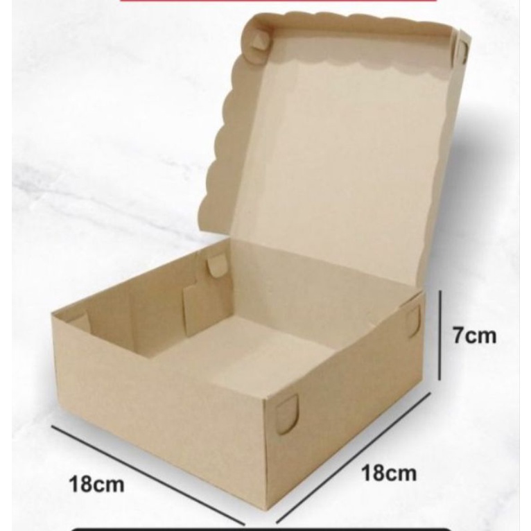 

DUS KRAFT NASI UKURAN 18 x 18 cm