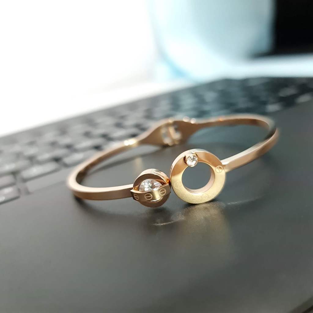 Gelang tangan wanita titanium model bangle ctr rosegold