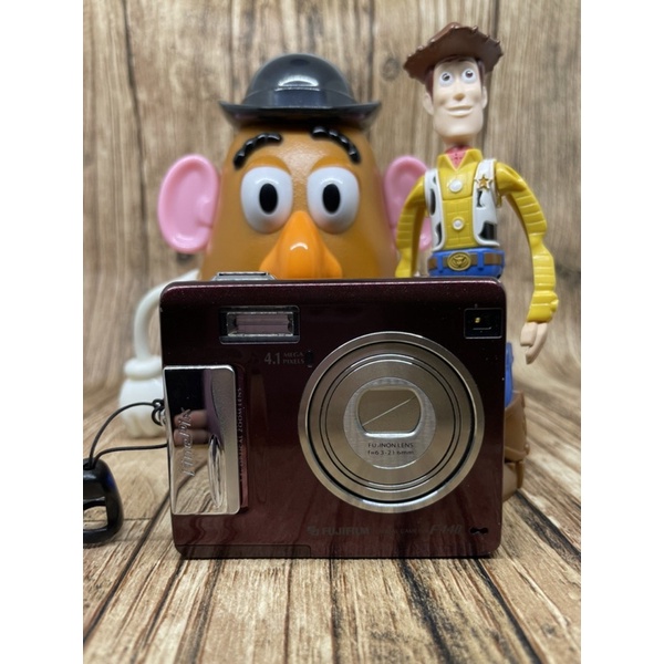 DIGICAM Fujifilm Finepix F440 - maroon red