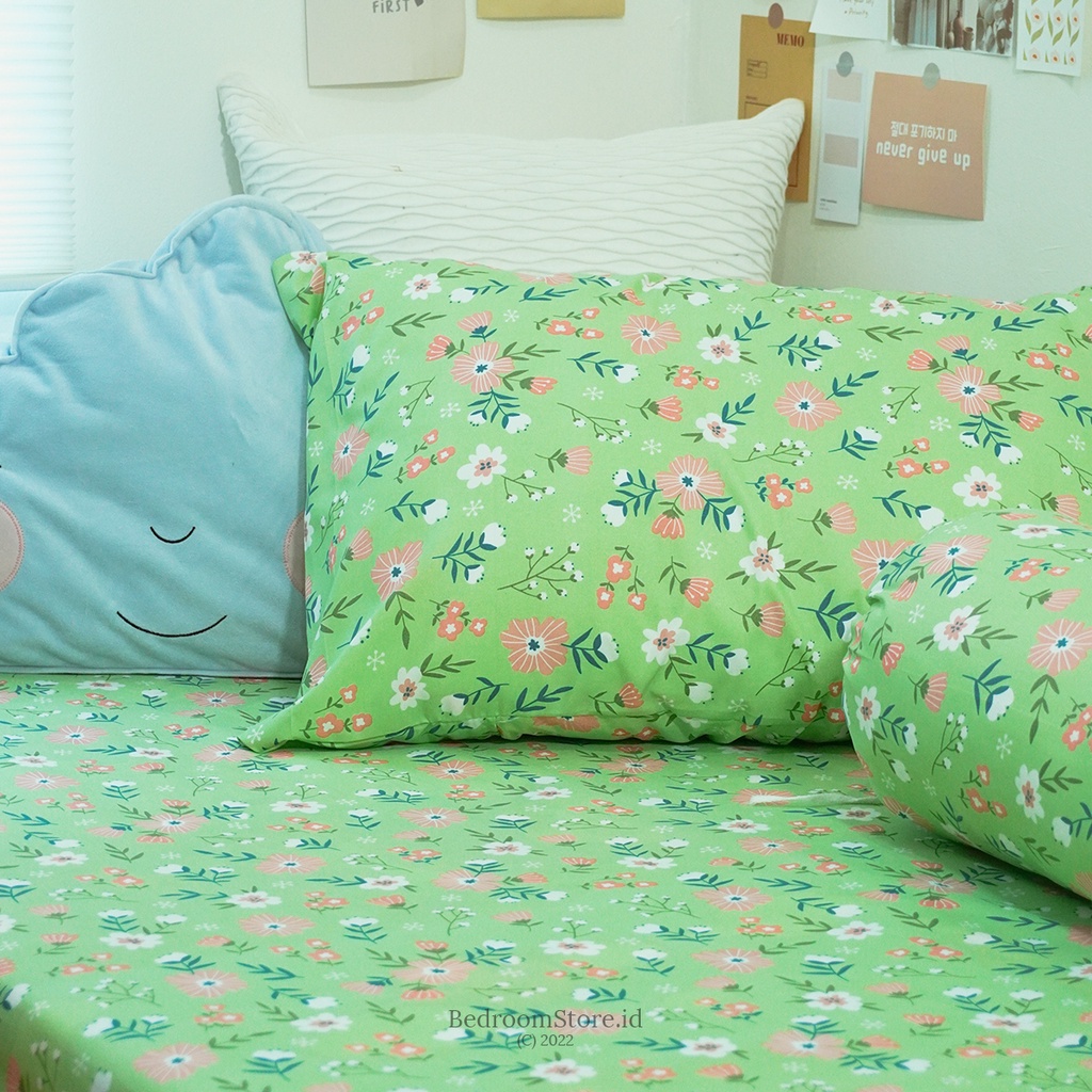 Sprei aesthetic motif Keiko Green sudah termasuk sarban dan sargul