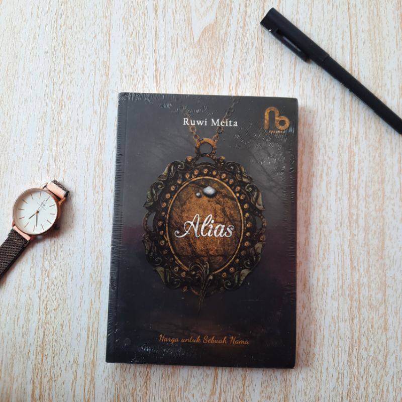 Novel Buku Horor Alias by Ruwi Meita Cerita Misteri Keegoisan