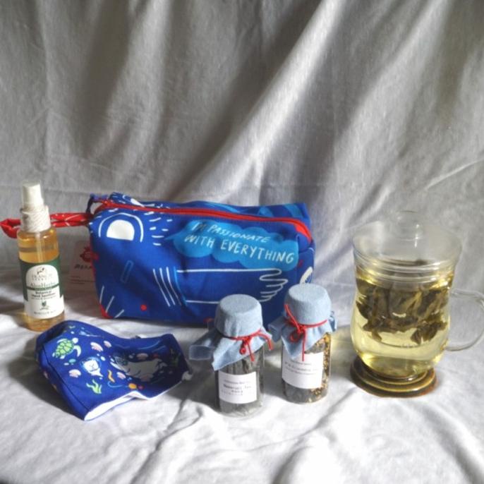 

Living Tea Journey Set
