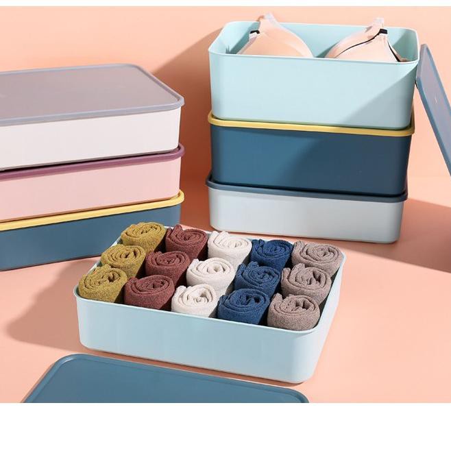 (clashop)Storage Box Penyimpanan Pakaian Dalam Lemari Sekat Laci SD Kaos Kaki Kotak Organizer Box Tempat Bra Multifungsi