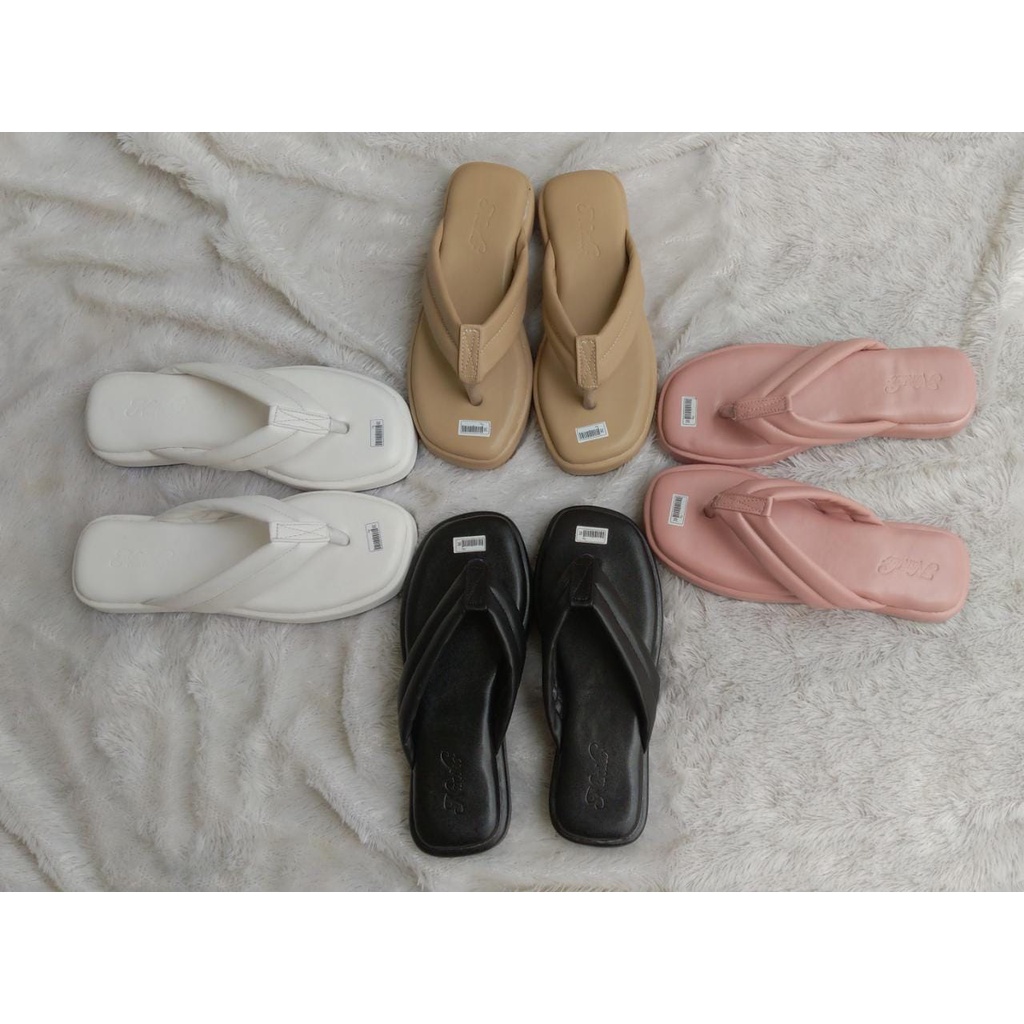 SANDAL FLAT NANIKO MODEL JEPIT - ll
