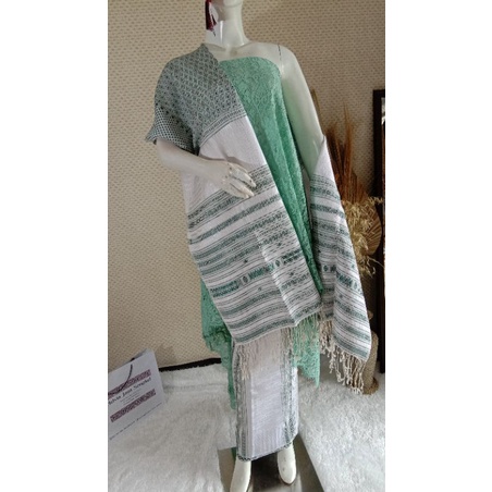 Tumtuman Exclusive Hijau Tumpal Putih