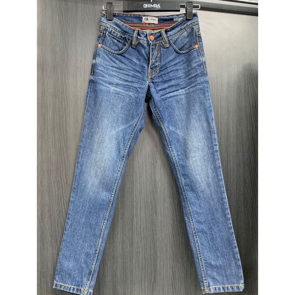 Emba :- celana jeans Reguler ball wash , keren dipakai jalan kemana-mana, Ramayana ciplaz Depok
