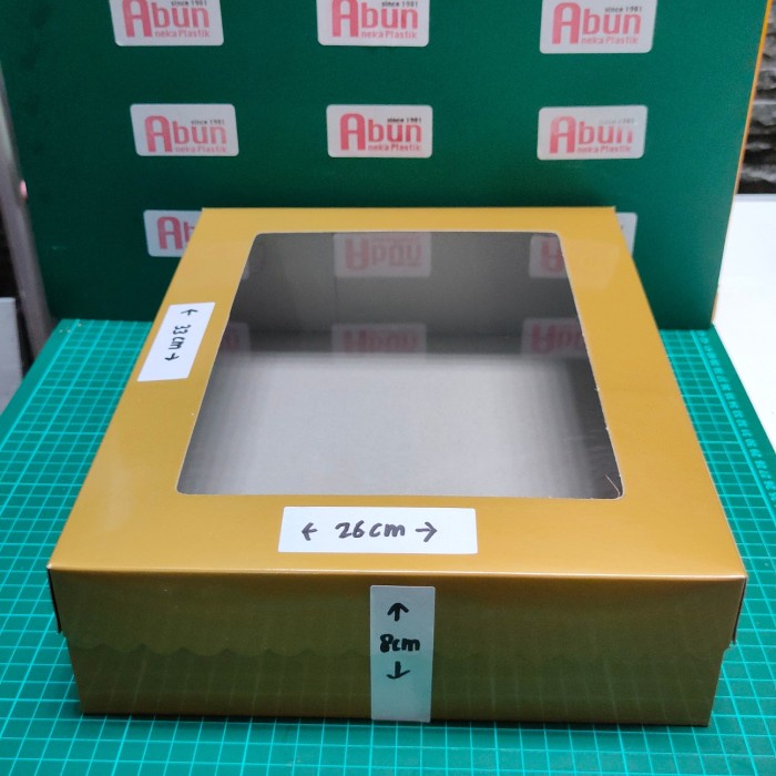 

DUS EMAS KACA (MITRA BOX) 26X33 ISI 10 PCS