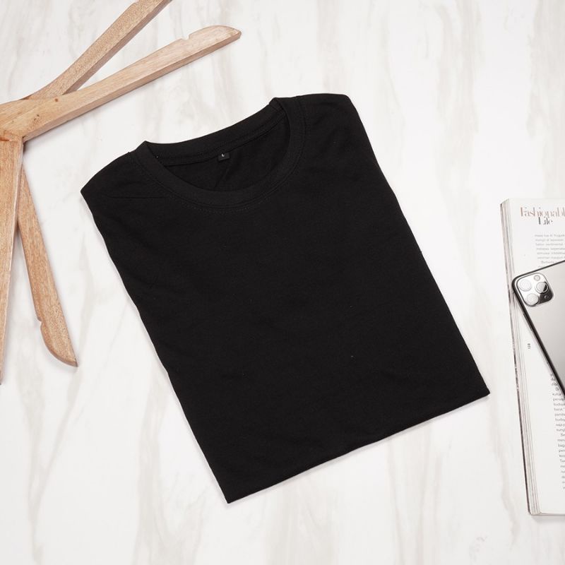 kaos polos pria  ukuran s m l xl xxl xxxl besar  warna hitam putih nevy maron misty mustrad toscs merah