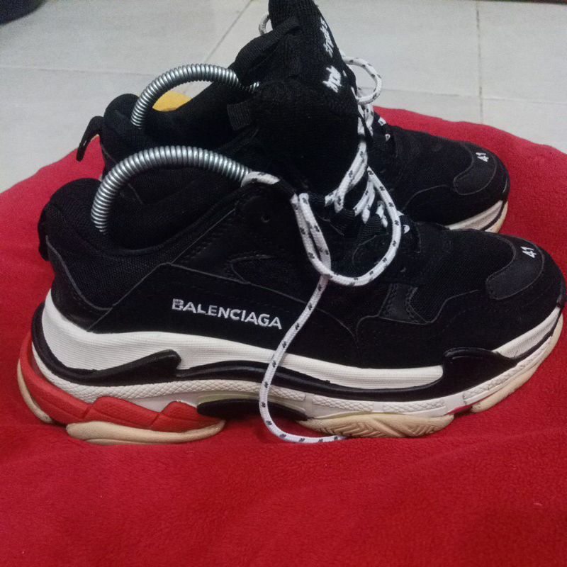 Balenciaga triple s size 41 second