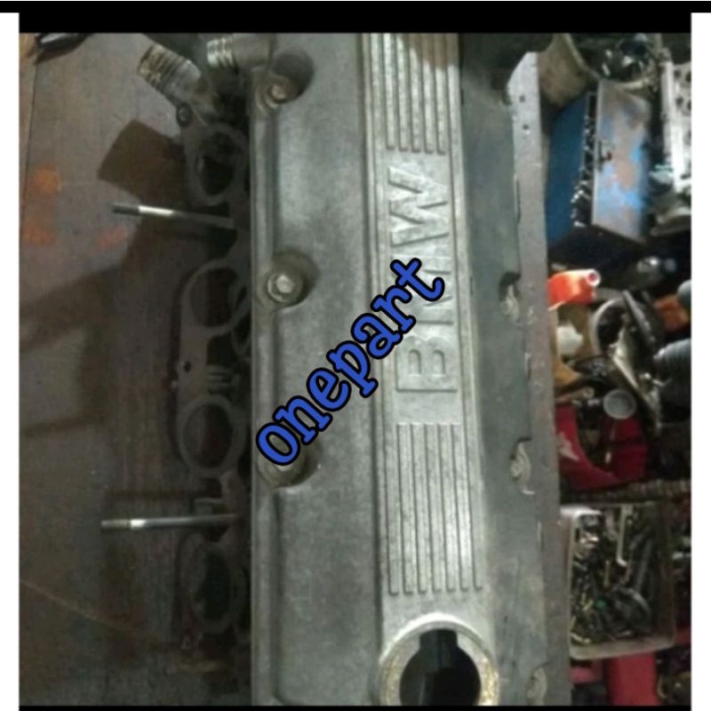 deksel cylinder head BMW m40 e30 318i original