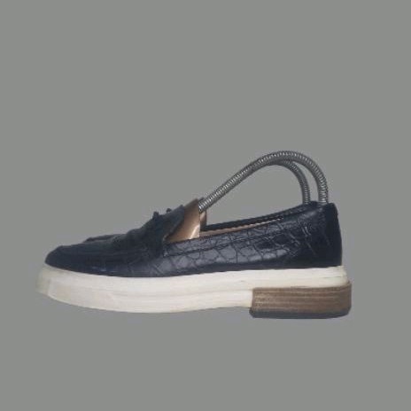 Sepatu Tods wanita second slip on