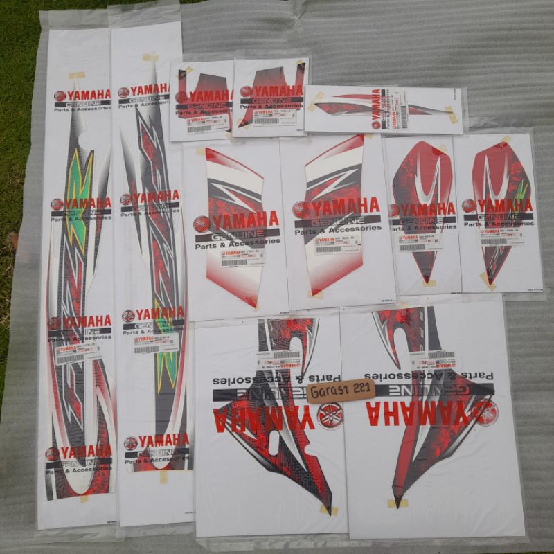 STRIPING F1ZR FIZR 2005 MERAH PUTIH 1set ORIGINAL YGP