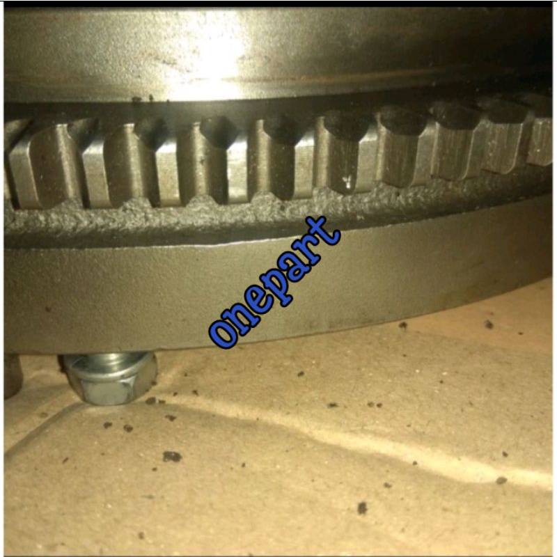 roda gila flywheel Innova bensin original .